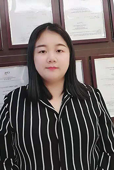 羅金艷女士，從事注冊(cè)行